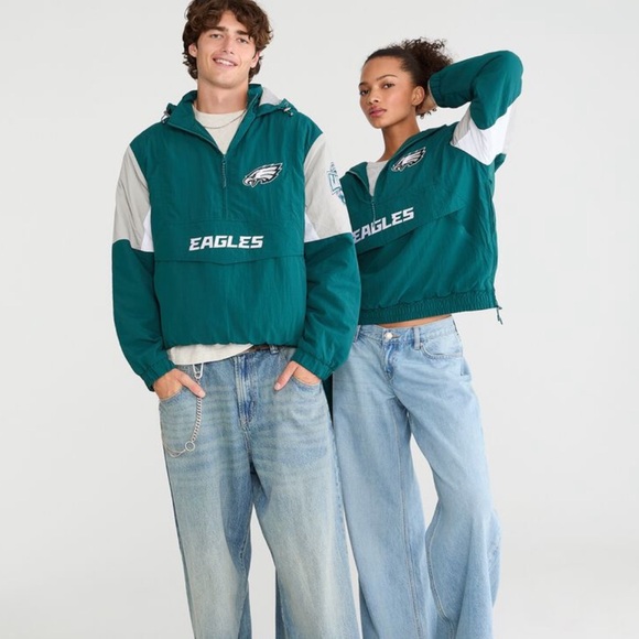 Philadelphia Eagles Hooded Sideline Jacket - Picture 3 of 4